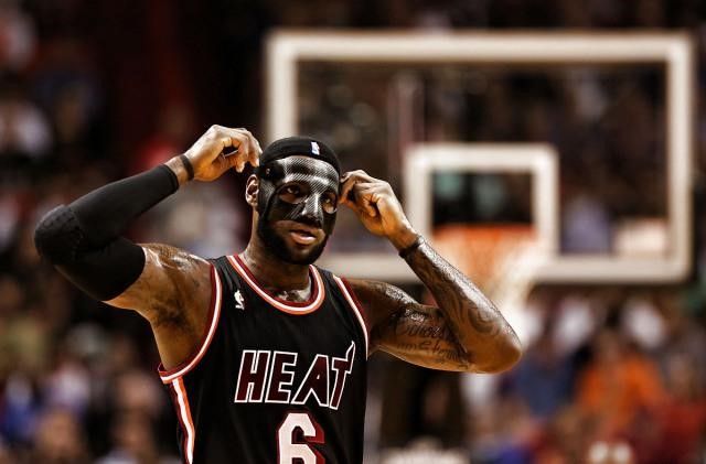 NBA黑色面具_nba禁止戴黑色面具的原因