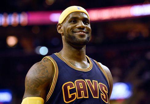 nba球员头上戴的是什么_nba头带的作用