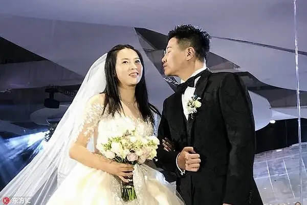 李金羽现在做什么工作？李金羽老婆到底是谁？