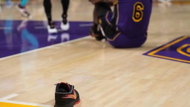 2022.12.24NBA全场录像回放 黄蜂vs湖人