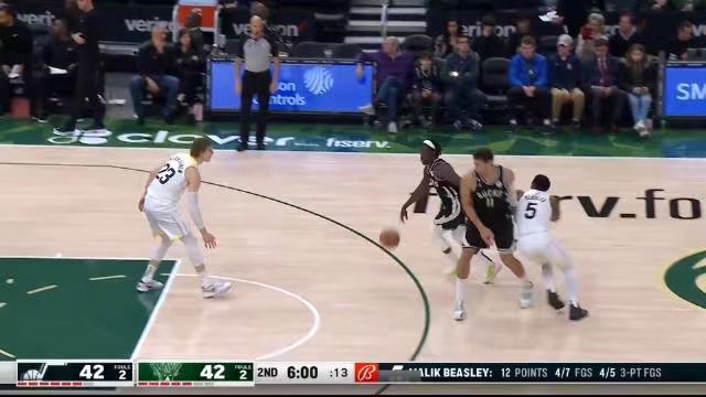 2022.12.18NBA录像高清回放 爵士vs雄鹿 免费更新